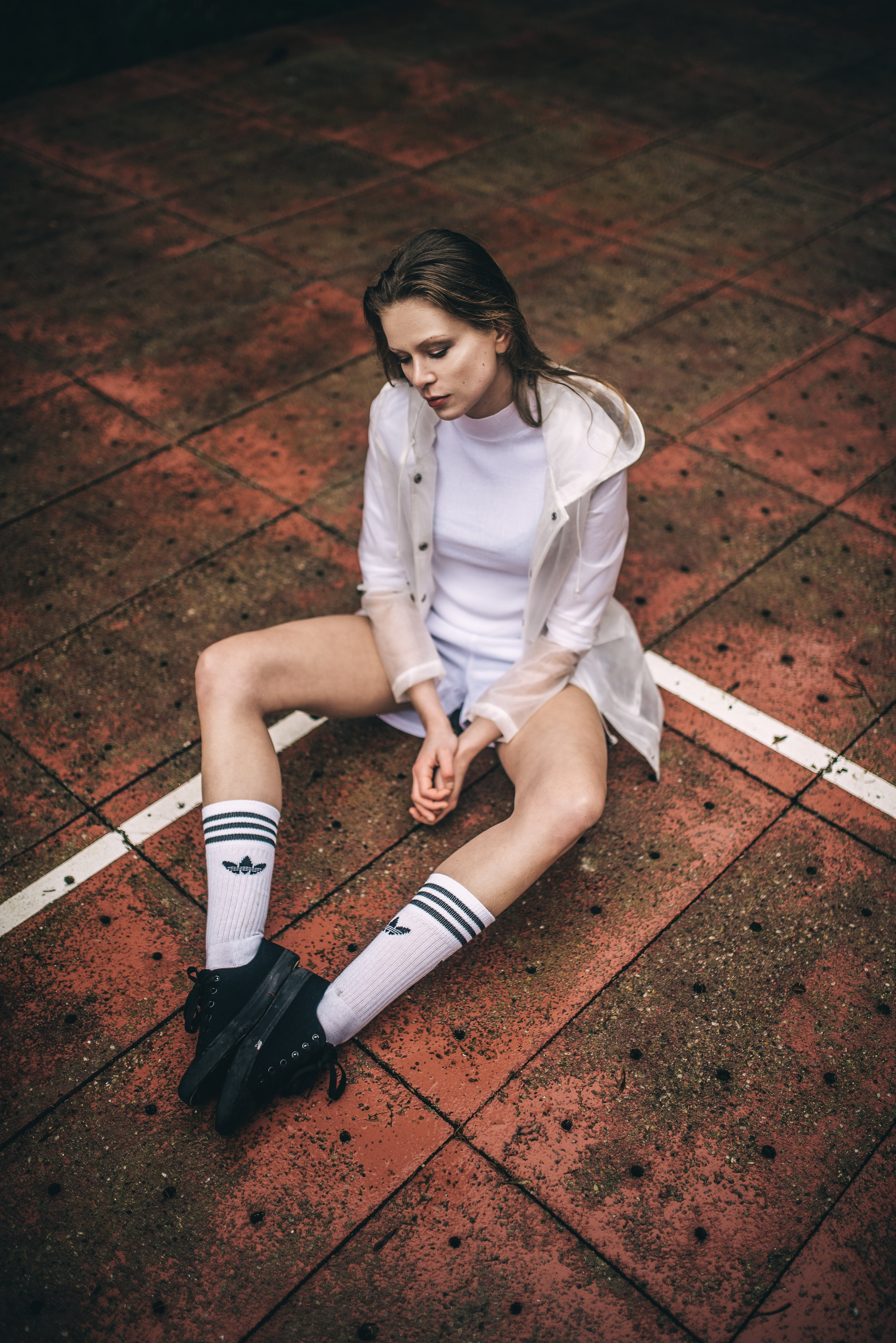 RAINY COURT DAY – NICOLA REHBEIN {EXCLUSIVE EDITORIAL}