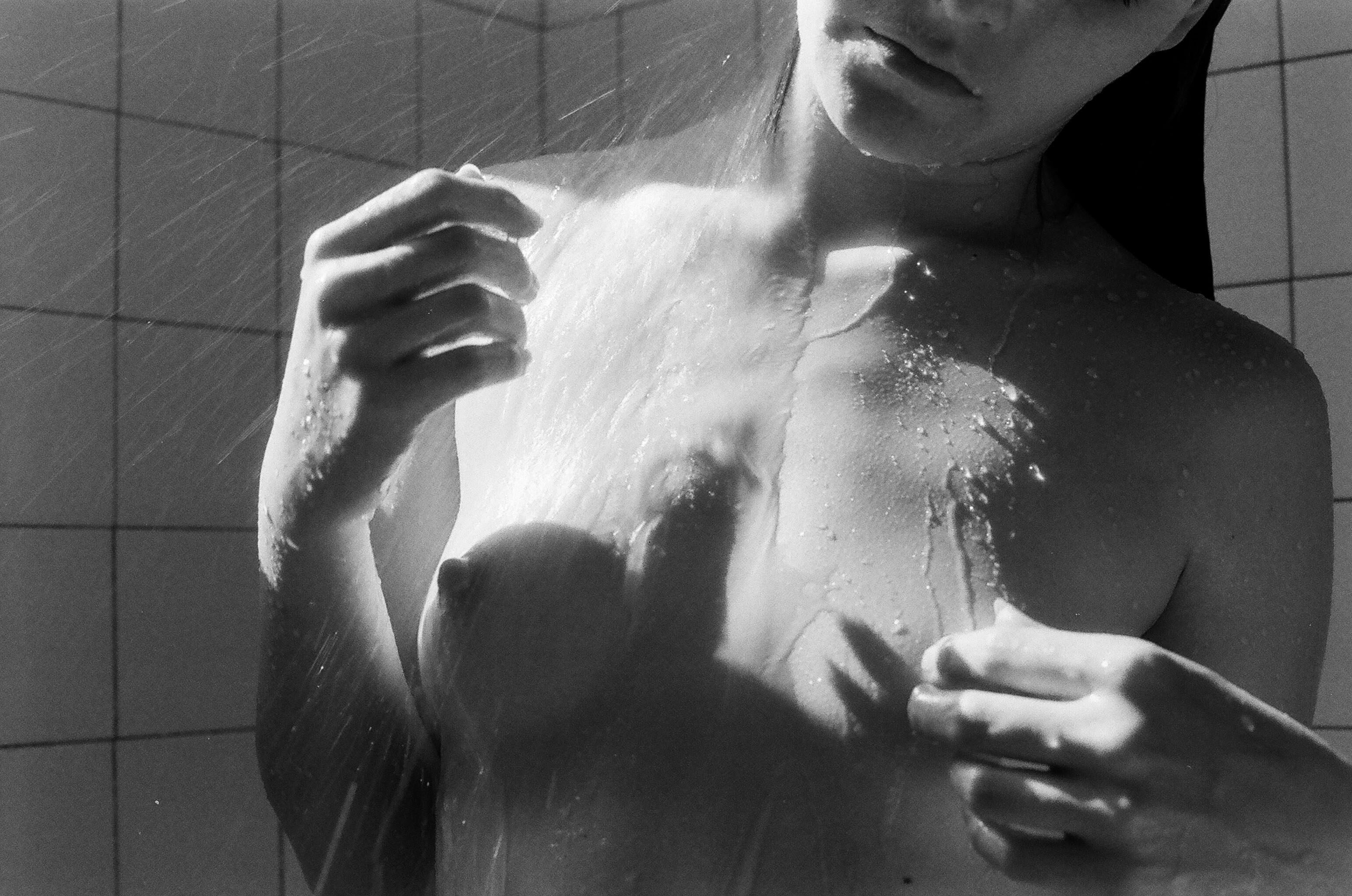 RAIN WATER – BRAD {EXCLUSIVE EDITORIAL/ NSFW}