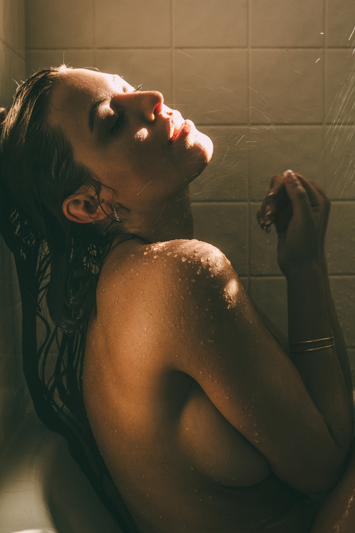 WATER & LIGHT – JERRY HERNANDEZ + MIRANDA PANDA {EXCLUSIVE EDITORIAL/NSFW}