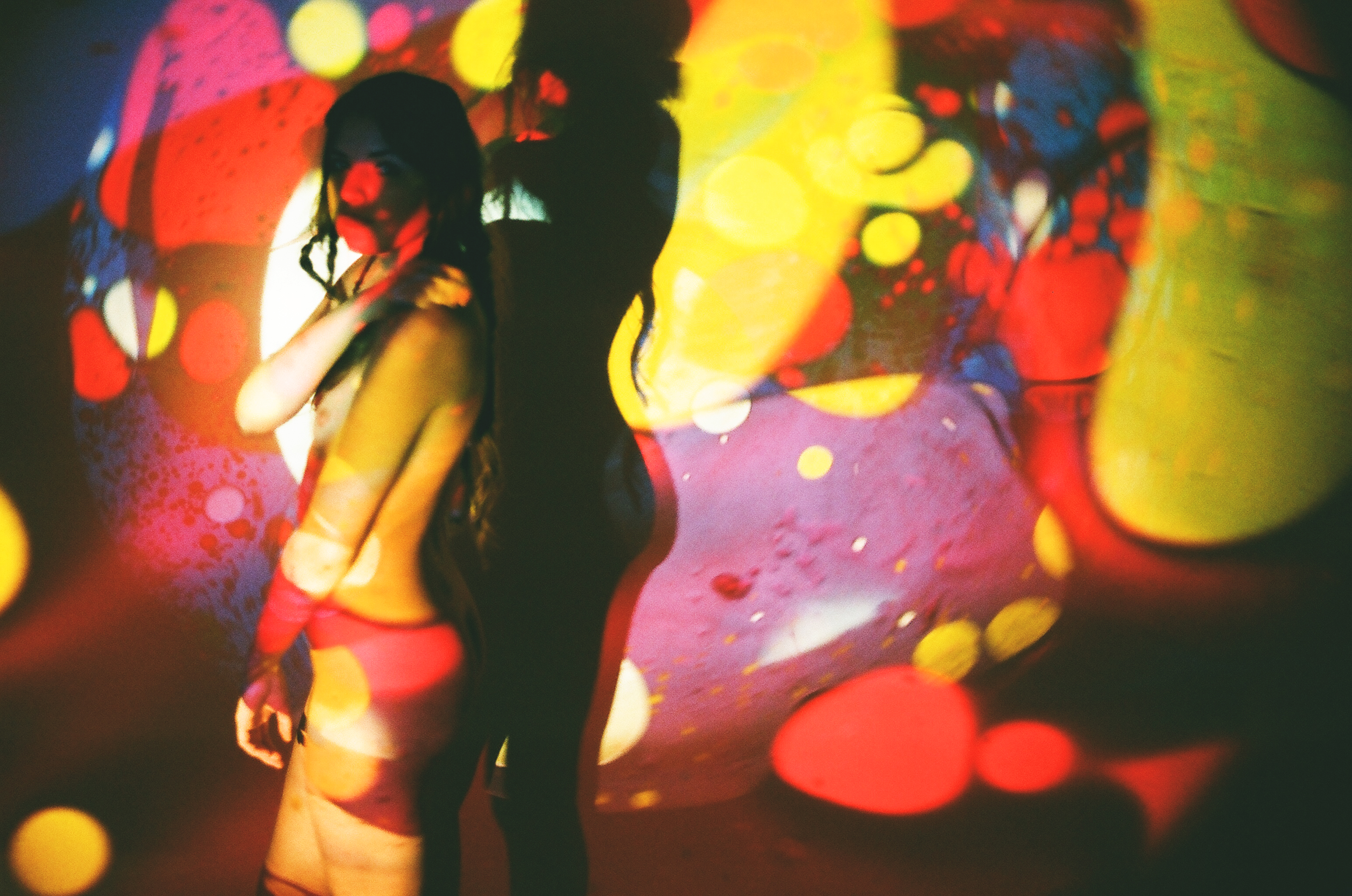 ‘CHINA CAT SUNFLOWER’ – LINDSEY L33 {EXCLUSIVE FILM/EDITORIAL/NSFW}