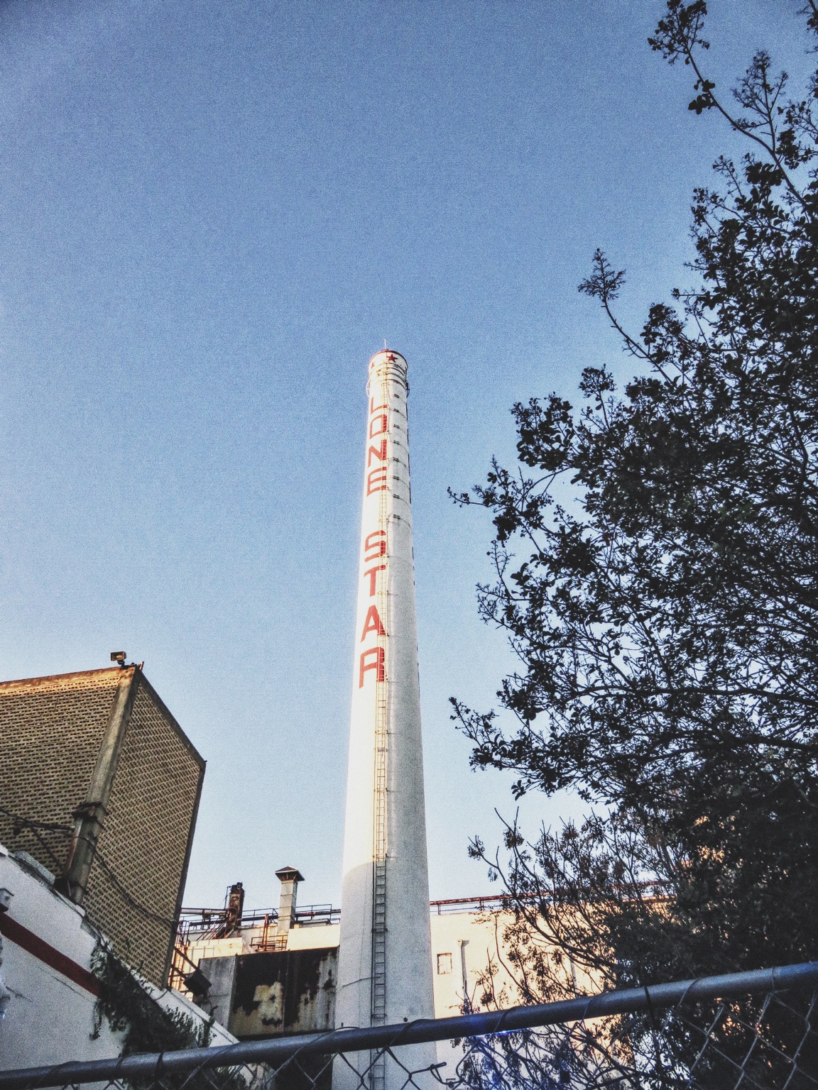 SPOOKY TALES BENEATH THE MALA LUNA {FESTIVALS / EVENTS}