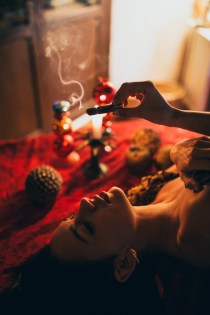 CHRISTMAS MORNING – ROSA SCIPION {EXCLUSIVE EDITORIAL/NSFW}