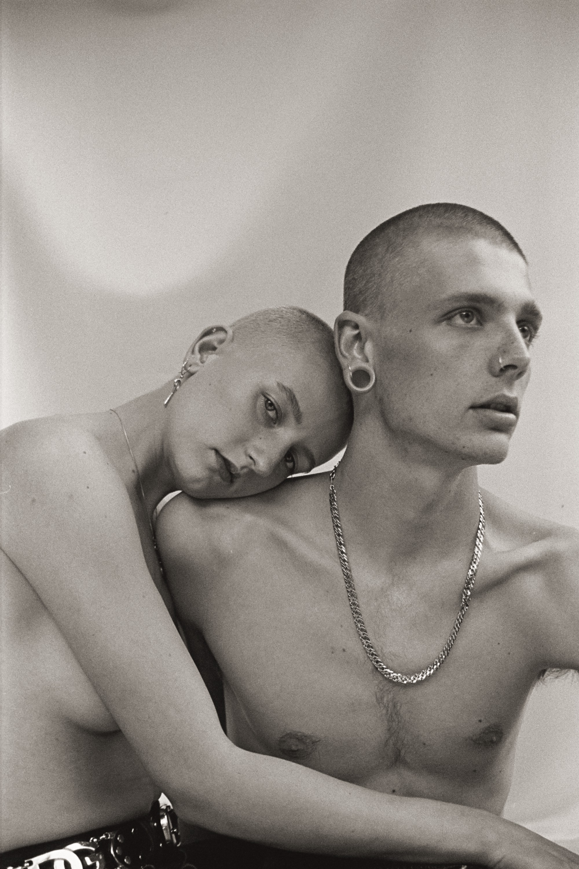 ‘LONDON TOWN LOVER’ BY DALLA ZHAO {EXCLUSIVE EDITORIAL/NSFW}