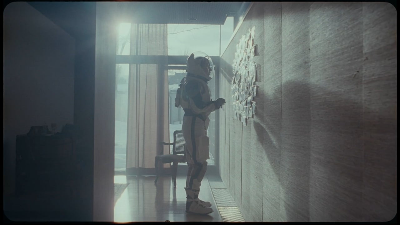 ‘WHEN THE COMETS CAME’ A SHORT FILM WRITTEN/DIRECTED BY ‘ANNA ÄÄRELÄ’ {NAKID TV/MATINEE SUNDAY/SHORT FILM}