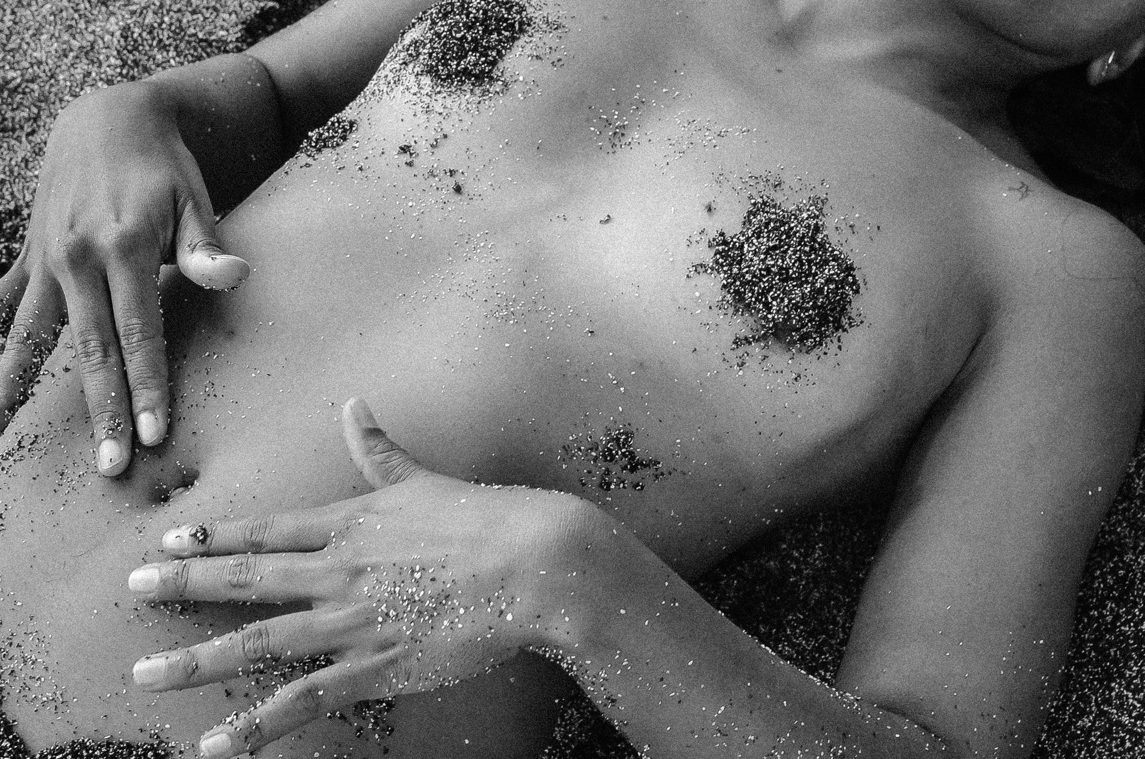 ‘BLACK SAND MERMAIDS’ A NEW VISUAL STORY BY ‘HADMARIZ NAVARRETE GRIJALVA’ {NSFW/EXCLUSIVE EDITORIAL}