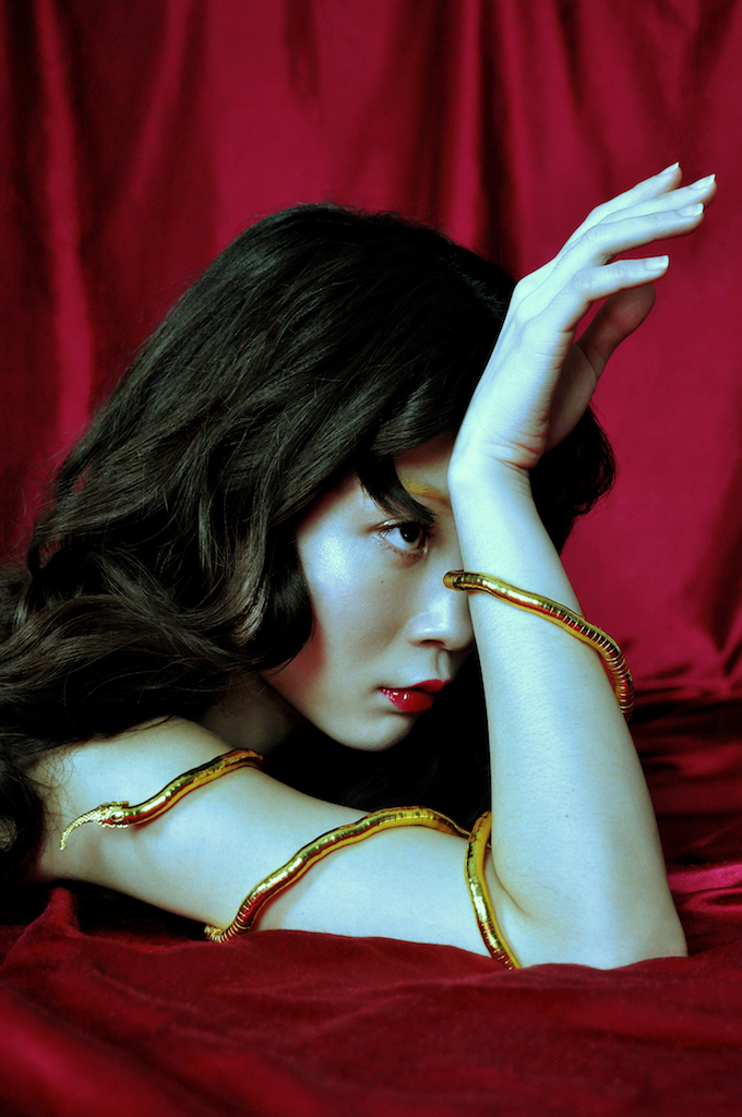 RED SNAKE A VISUAL STORY BY MINHIA DEFOY {EXCLUSIVE EDITORIAL/NSFW}