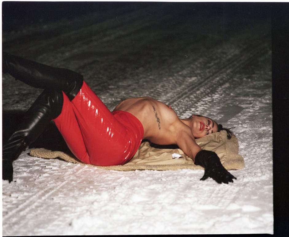 ‘HITCHHIKER OF THE SNOWSTORM’ A NEW VISUAL STORY BY CREATIVE DUO ‘WALKERS ON THE MOON’
