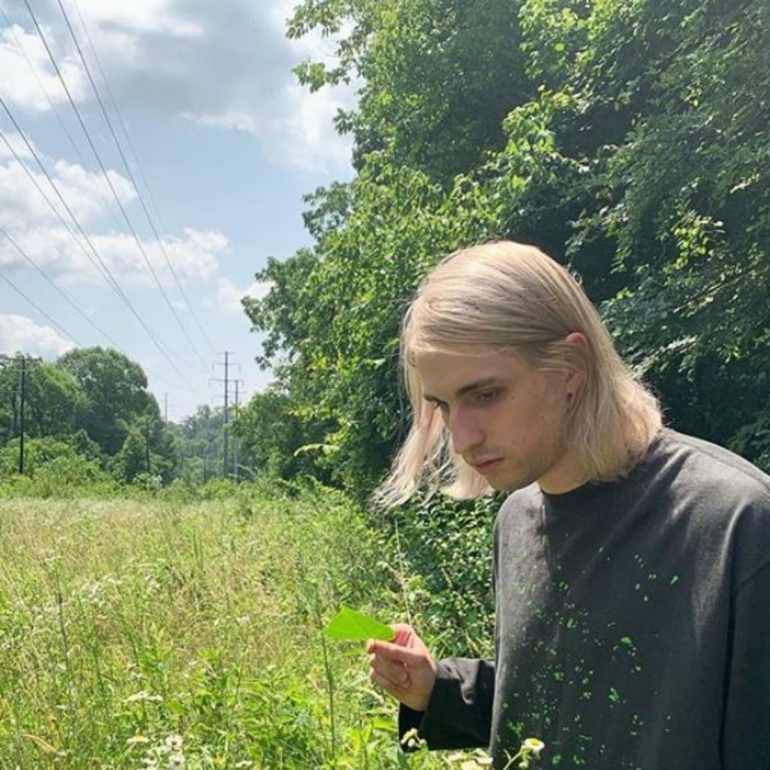 ‘PORTER ROBINSON’ DEBUTS NEW TRACK “MUSICIAN”