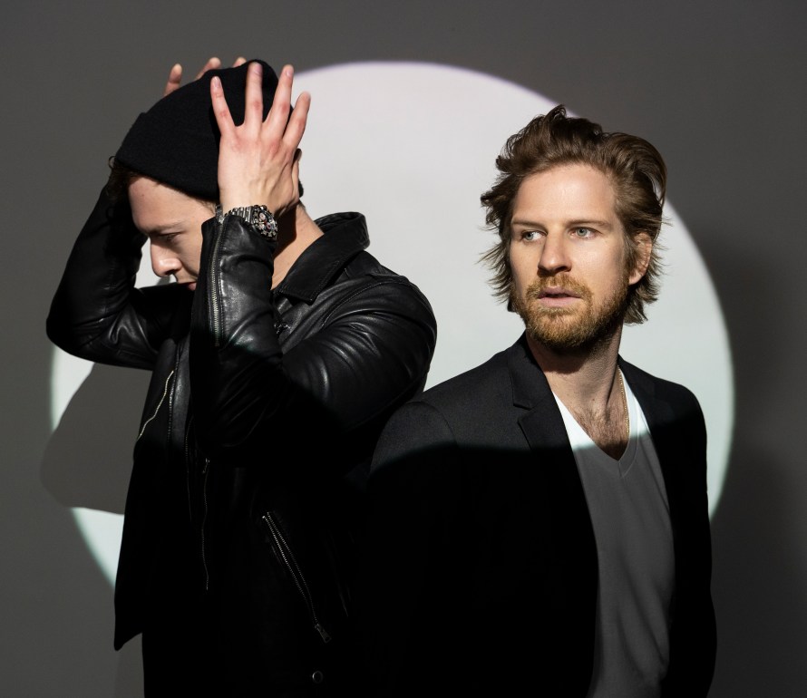 ‘LAISSEZ FAIRE’ THE NEW MUSIC SINGLE FROM ‘VON BOYÁGE’