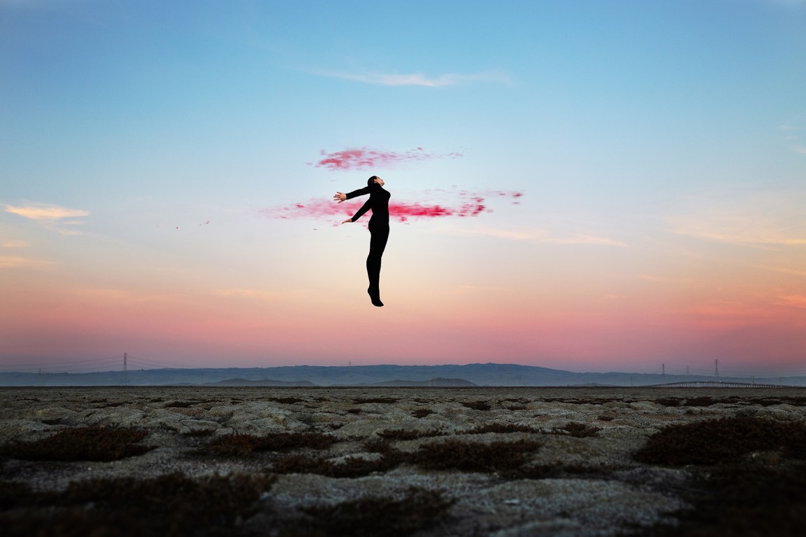 ‘MOI-MEME’ A NEW SELF-PORTRAIT VISUAL STORY BY PHOTOGRAPHER ‘ALIONA KUZNETSOVA’