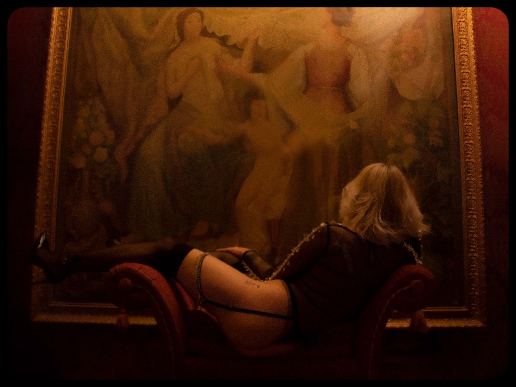 ‘IZY & ANASTASIA’ A NEW VISUAL STORY & SHORT FILM BY PHOTOGRAPHER/DIRECTOR ‘SARA DI PANCRAZIO’