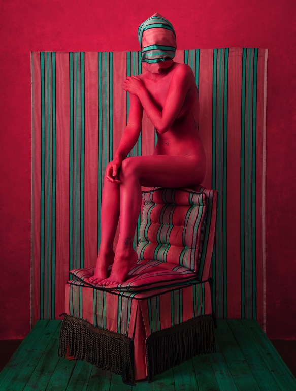 ‘SEEING RED’ A NEW VISUAL STORY BY PHOTOGRAPHER ‘GREG MILES’