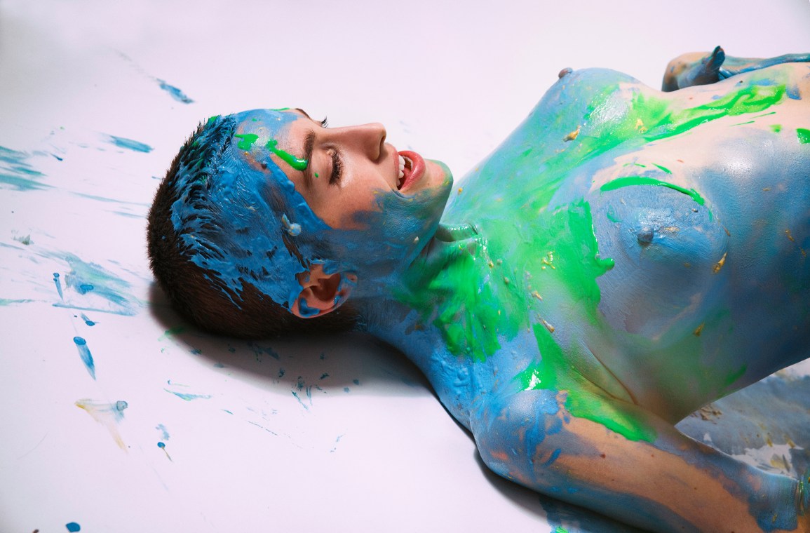 ‘A DAY IN THE NUDE’ A NEW VISUAL STORY BY PHOTOGRAPHER ‘ELKO PHOTOGRAPHY’