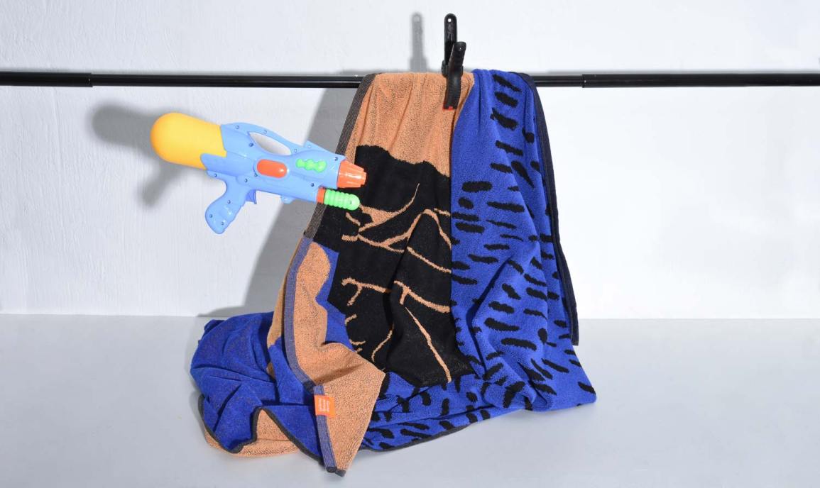 ‘NORMAL BEACH TOWEL’ A NEW VISUAL STORY BY PHOTOGRAPHER ‘CARDENAS LORENZO’