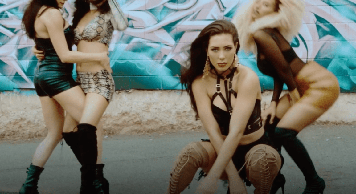 ‘LILY JAY’ RELEASES NEW MUSIC SINGLE ‘TURN OFF THE LIGHTS’