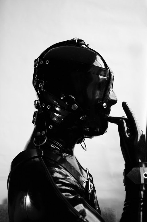 ‘FAMILY PORTRAIT’ A NEW VISUAL STORY BY PHOTOGRAPHER ‘MRLIAMBOATH’