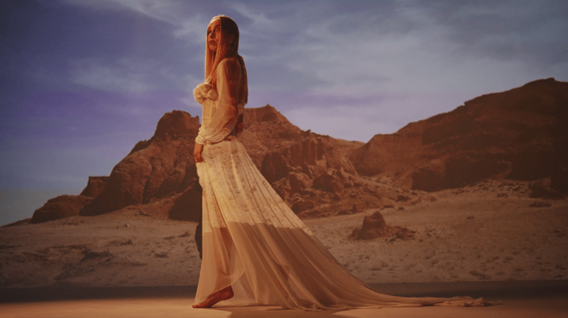 ‘KLEPTO WOMAN’ DIRECTED AND WRITTEN BY ‘OLENA KOROSTETSKA’ STARRING MODEL/ACTRESS/DESIGNER ‘PURE GOLD’