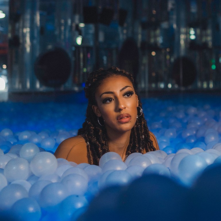 ‘HOLLYWOOD PROBLEMS’ THE NEW MUSIC SINGLE FROM ‘TANA’