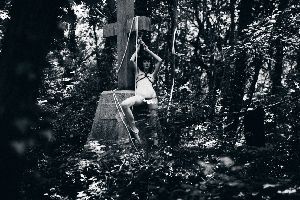 ‘ROPE’ A NEW VISUAL STORY BY PHOTOGRAPHER ‘DARK INDIGO’